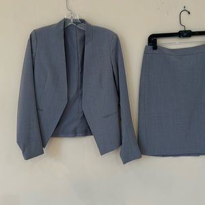 Elegant Gray Women's Blazer and Skirt Set